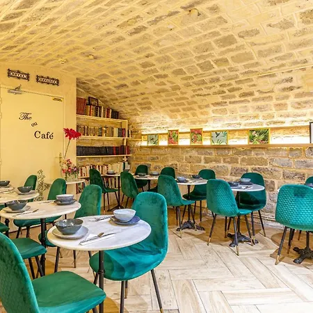 Hotel Romance Malesherbes By Patrick Hayat Parijs