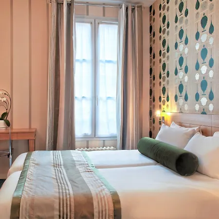 Romance Malesherbes By Patrick Hayat Parijs