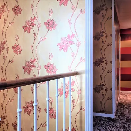 Romance Malesherbes By Patrick Hayat Hotel