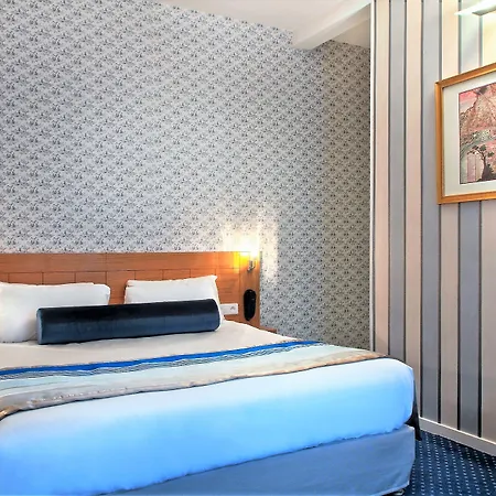 Romance Malesherbes By Patrick Hayat 3* París