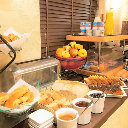 Romance Malesherbes By Patrick Hayat Hotel 3*