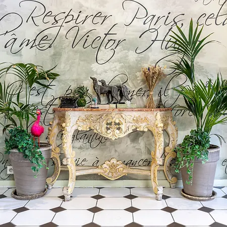 Romance Malesherbes By Patrick Hayat 3* Paris