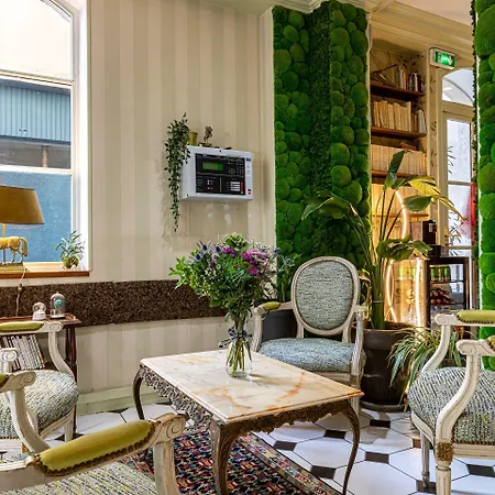 Hotel Romance Malesherbes By Patrick Hayat