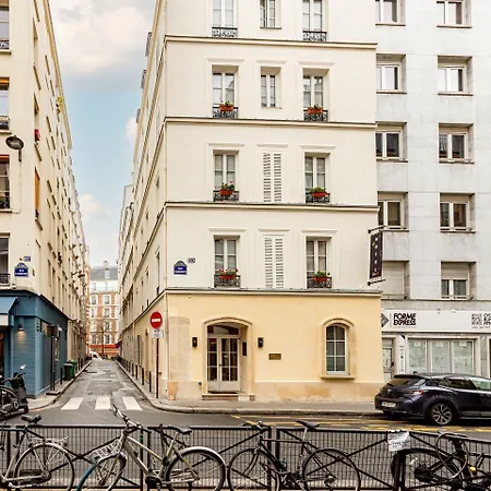 Hotel Romance Malesherbes By Patrick Hayat 3*