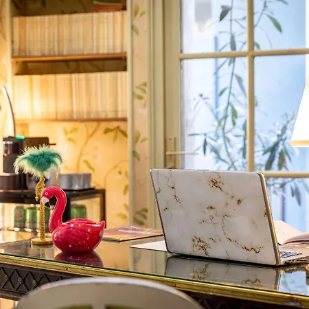 Romance Malesherbes By Patrick Hayat Hotel París