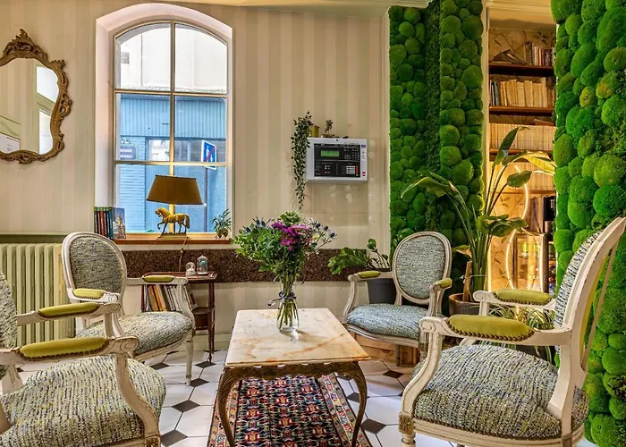 מלון Romance Malesherbes By Patrick Hayat 3*