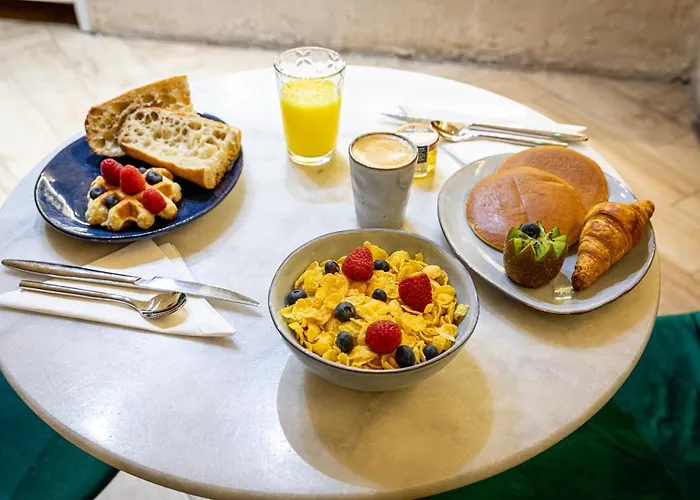 מלון Romance Malesherbes By Patrick Hayat 3*