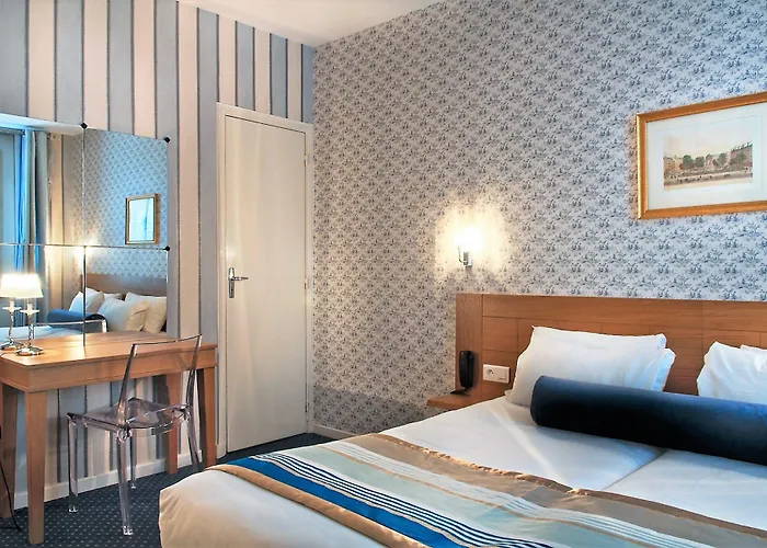 Romance Malesherbes By Patrick Hayat 3*