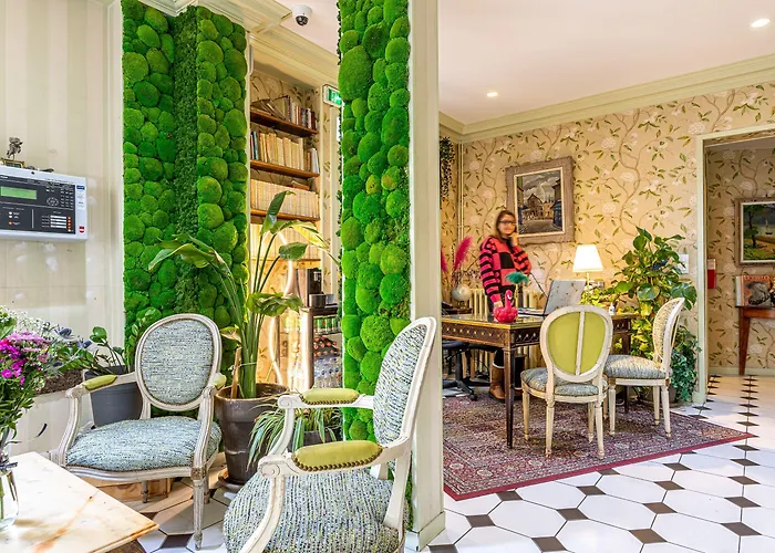 Romance Malesherbes By Patrick Hayat 3* פריז