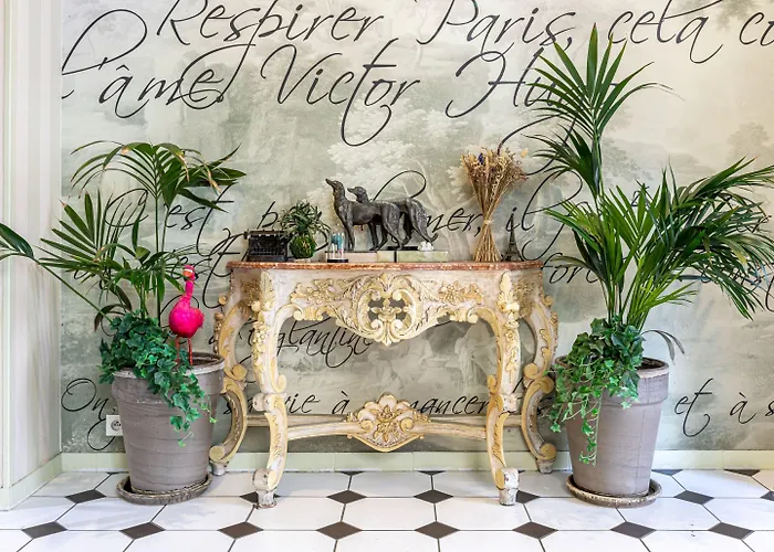 Romance Malesherbes By Patrick Hayat 3* פריז