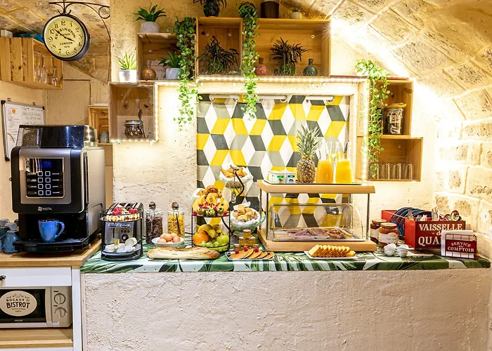 Romance Malesherbes By Patrick Hayat מלון 3*