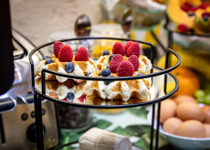 Romance Malesherbes By Patrick Hayat 3* פריז