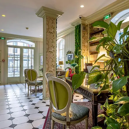 Hotel Romance Malesherbes By Patrick Hayat 3*
