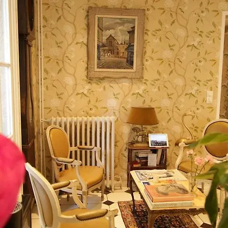 Hotel Romance Malesherbes By Patrick Hayat