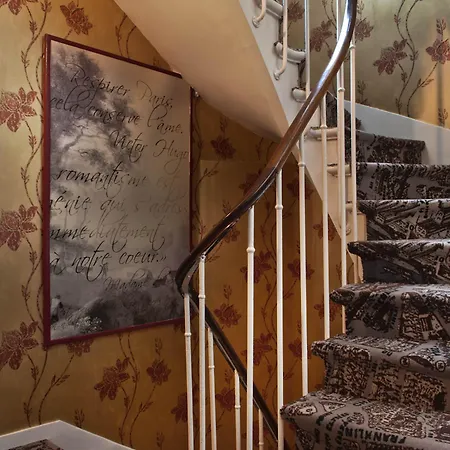 Romance Malesherbes By Patrick Hayat Hotel