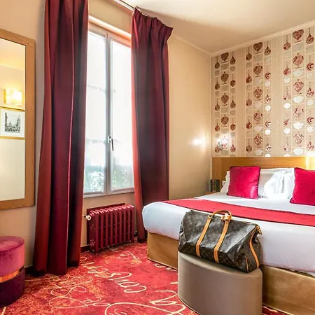 Hotel Romance Malesherbes By Patrick Hayat