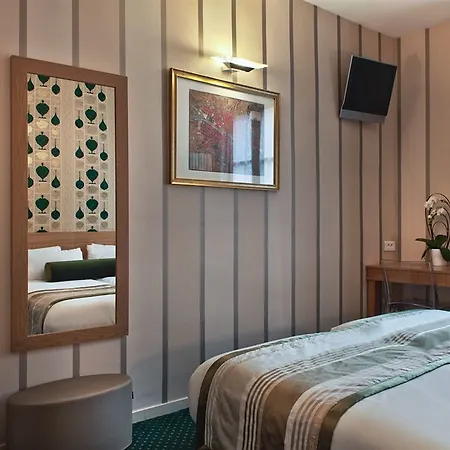 Romance Malesherbes By Patrick Hayat Hotel