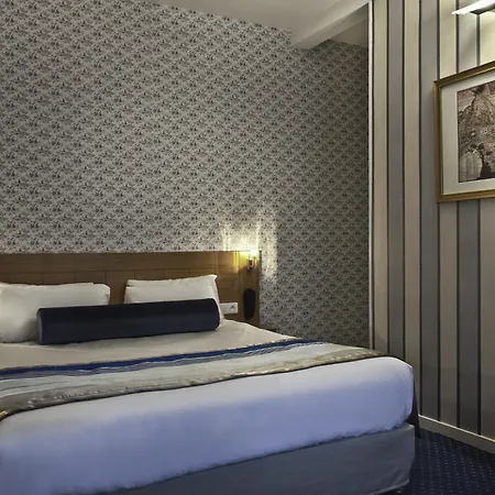 Romance Malesherbes By Patrick Hayat Hotel